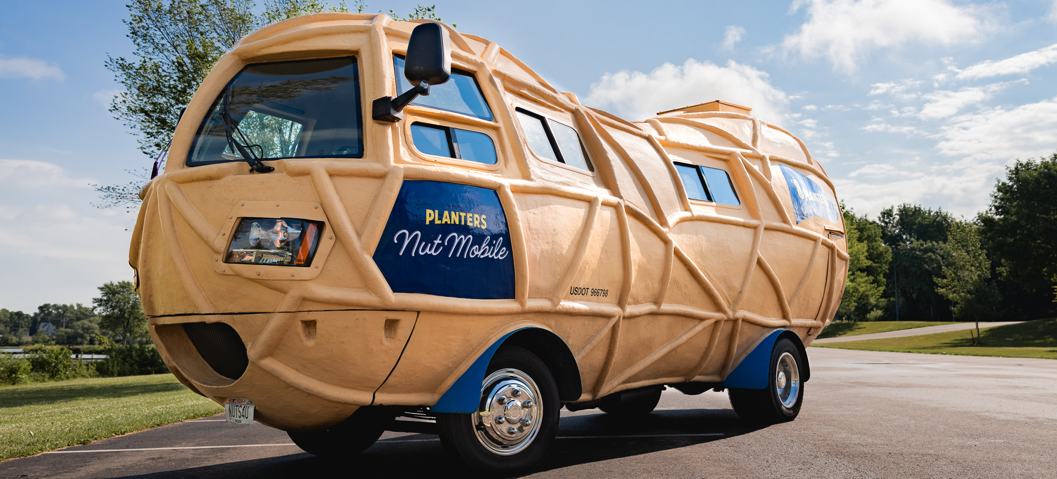 nutmobile in paradise