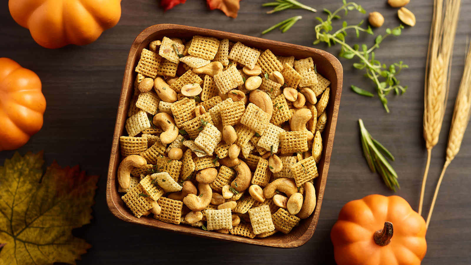 GARLIC HERB SNACK MIX